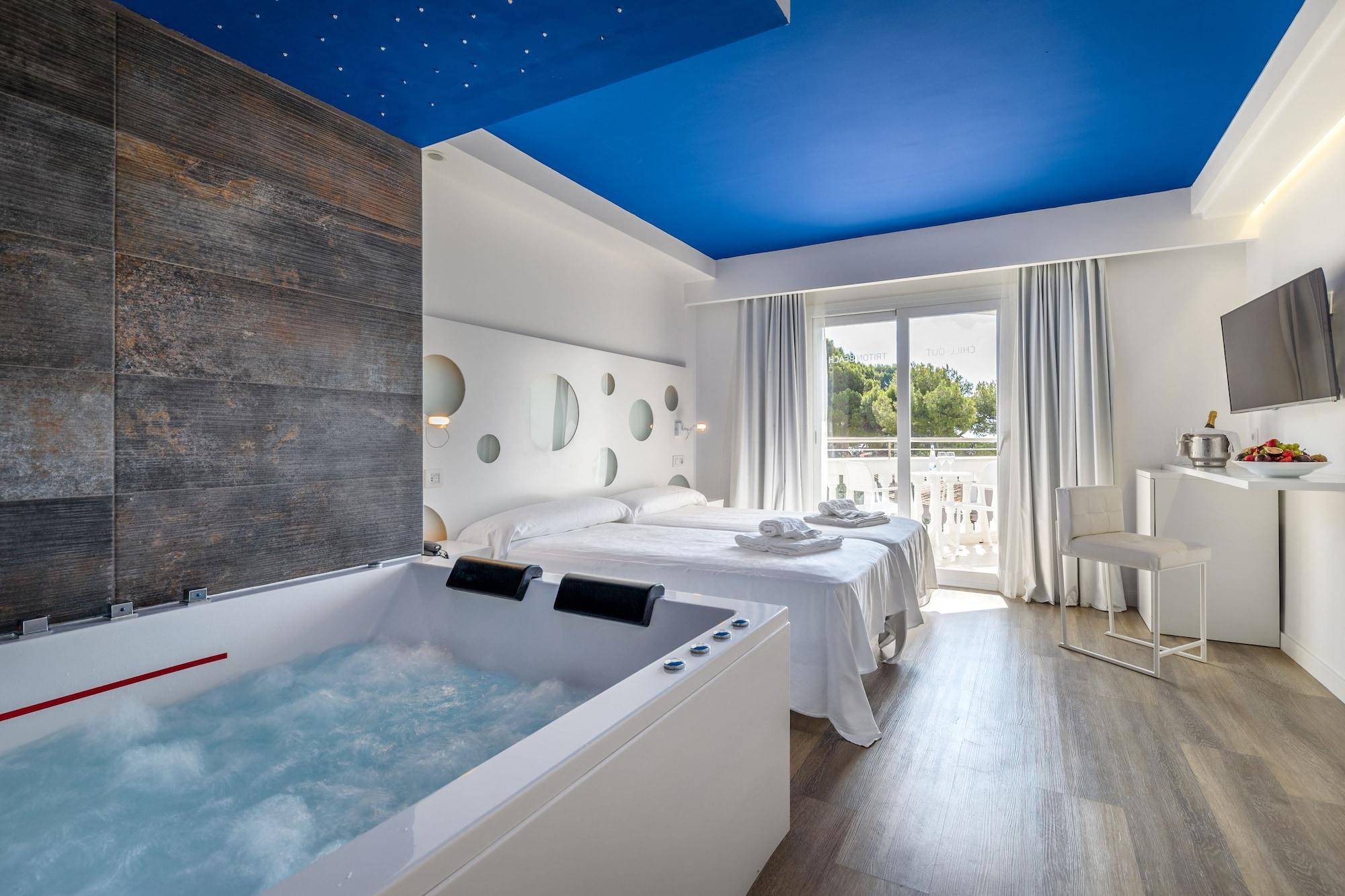 Welikehotel Triton Beach (Adults Only) Cala Ratjada  Esterno foto