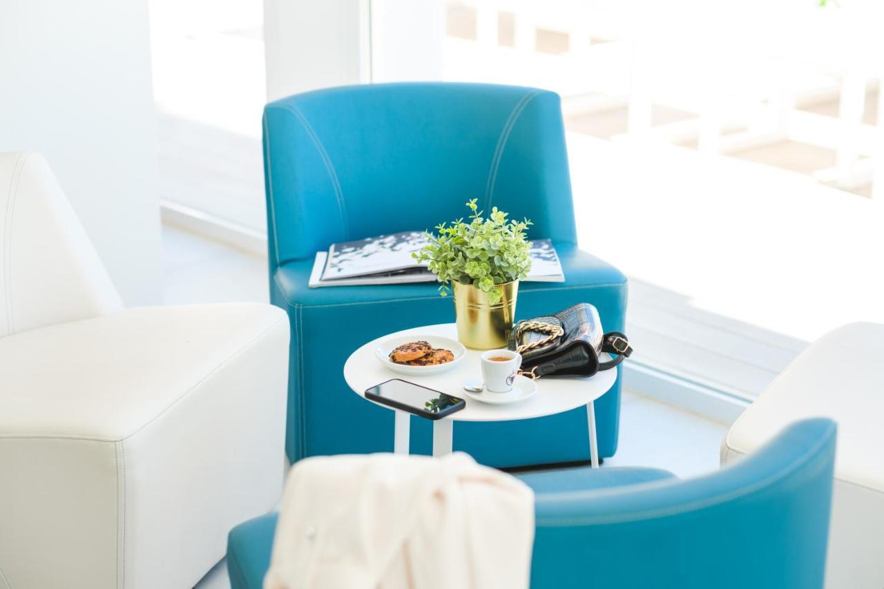 Welikehotel Triton Beach (Adults Only) Cala Ratjada  Esterno foto