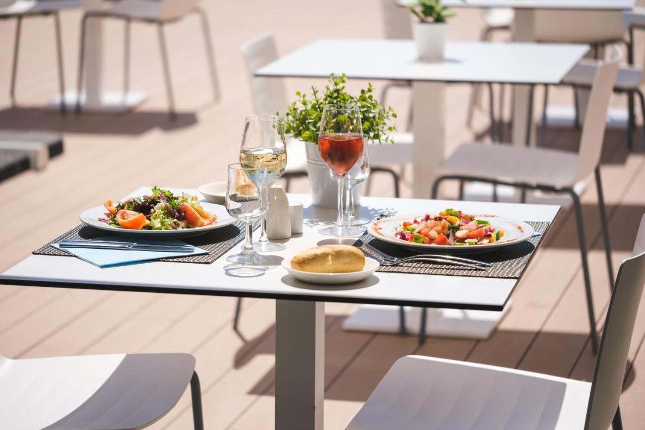 Welikehotel Triton Beach (Adults Only) Cala Ratjada  Esterno foto